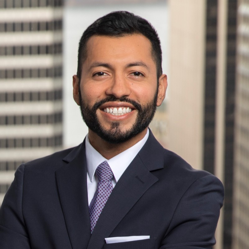 headshot of Josue Aparicio